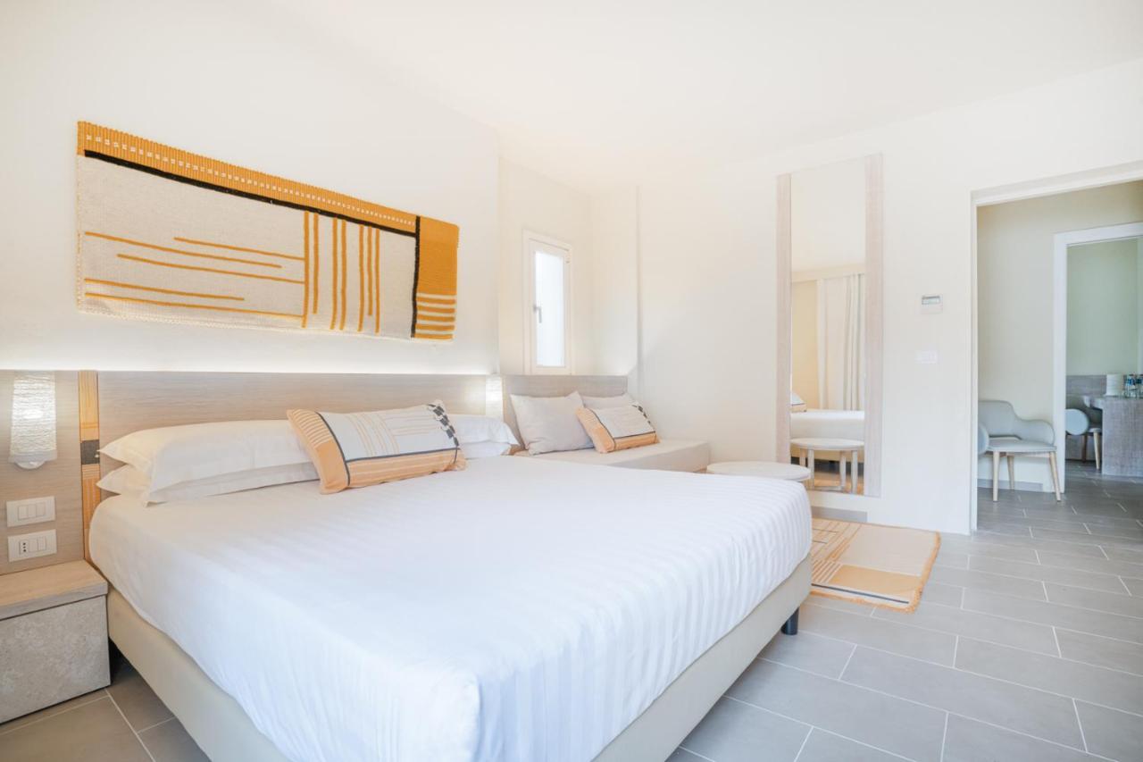 Felix Hotels - Hotel La Coluccia Санта Тереза Галура Екстериор снимка
